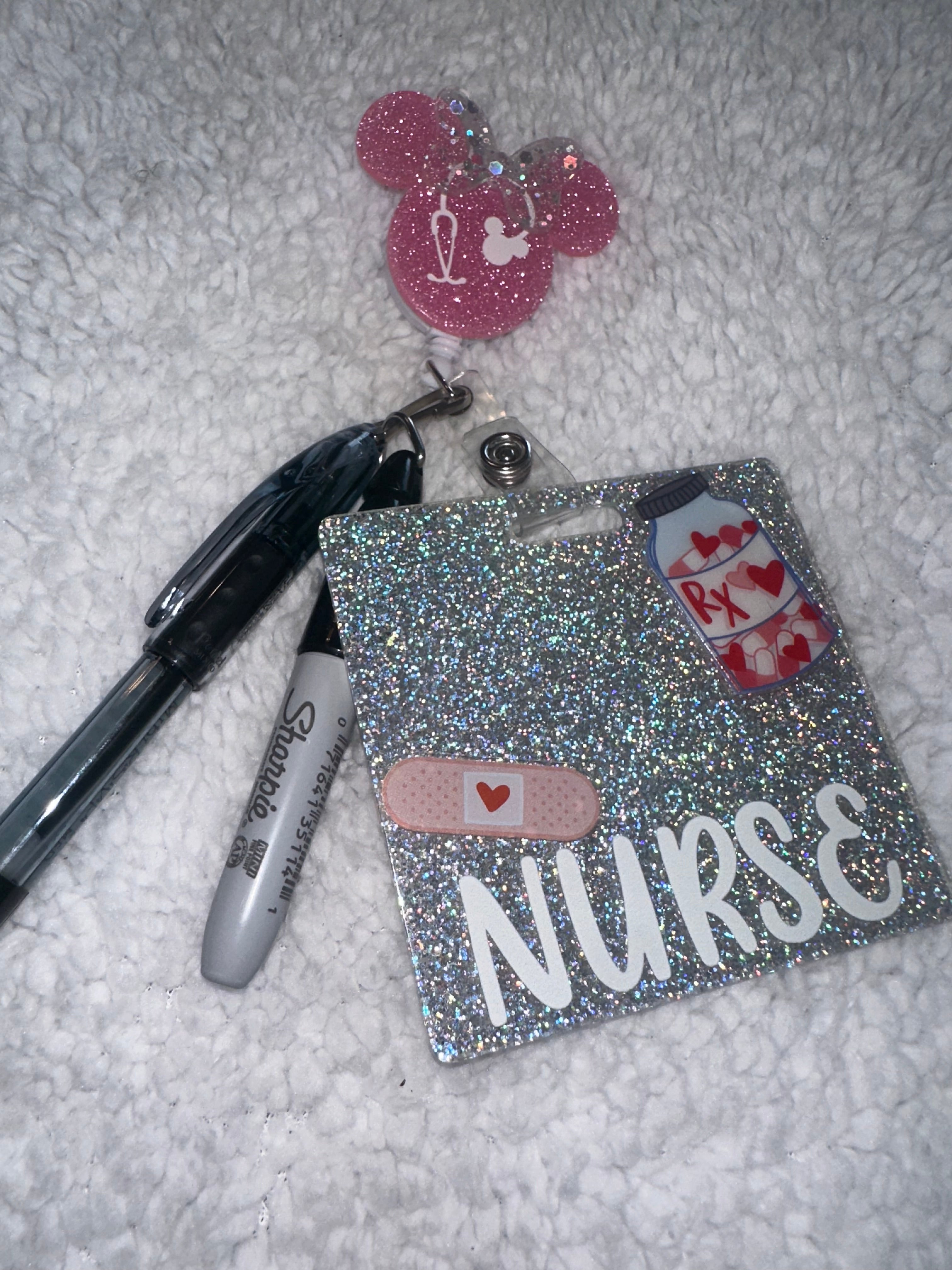 Minnie Badge Reel